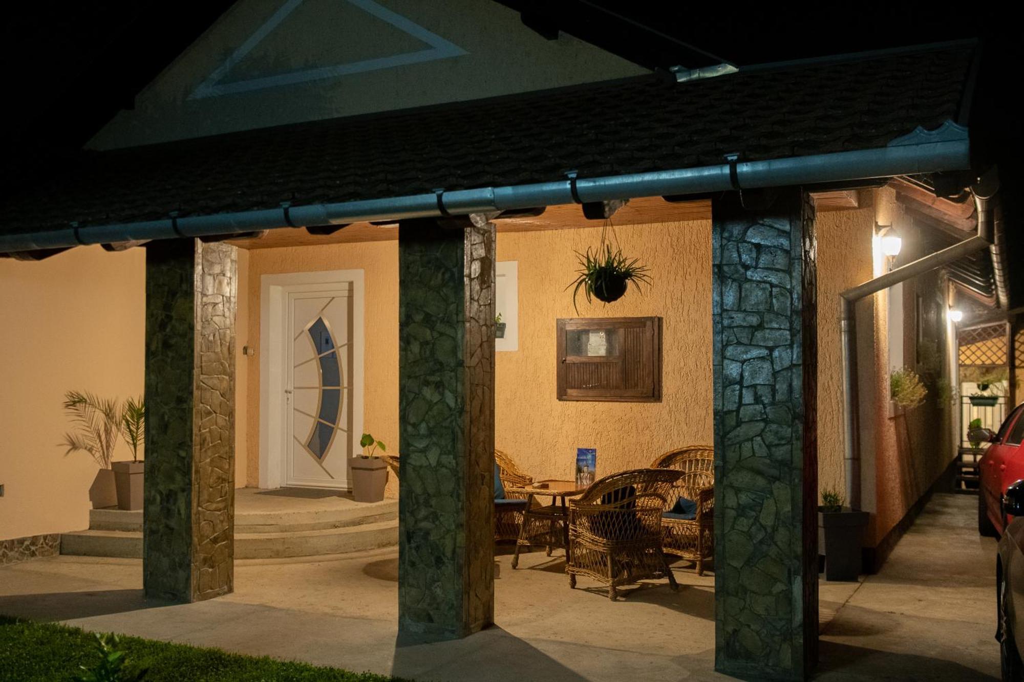 Guesthouse Kristina Palić Buitenkant foto