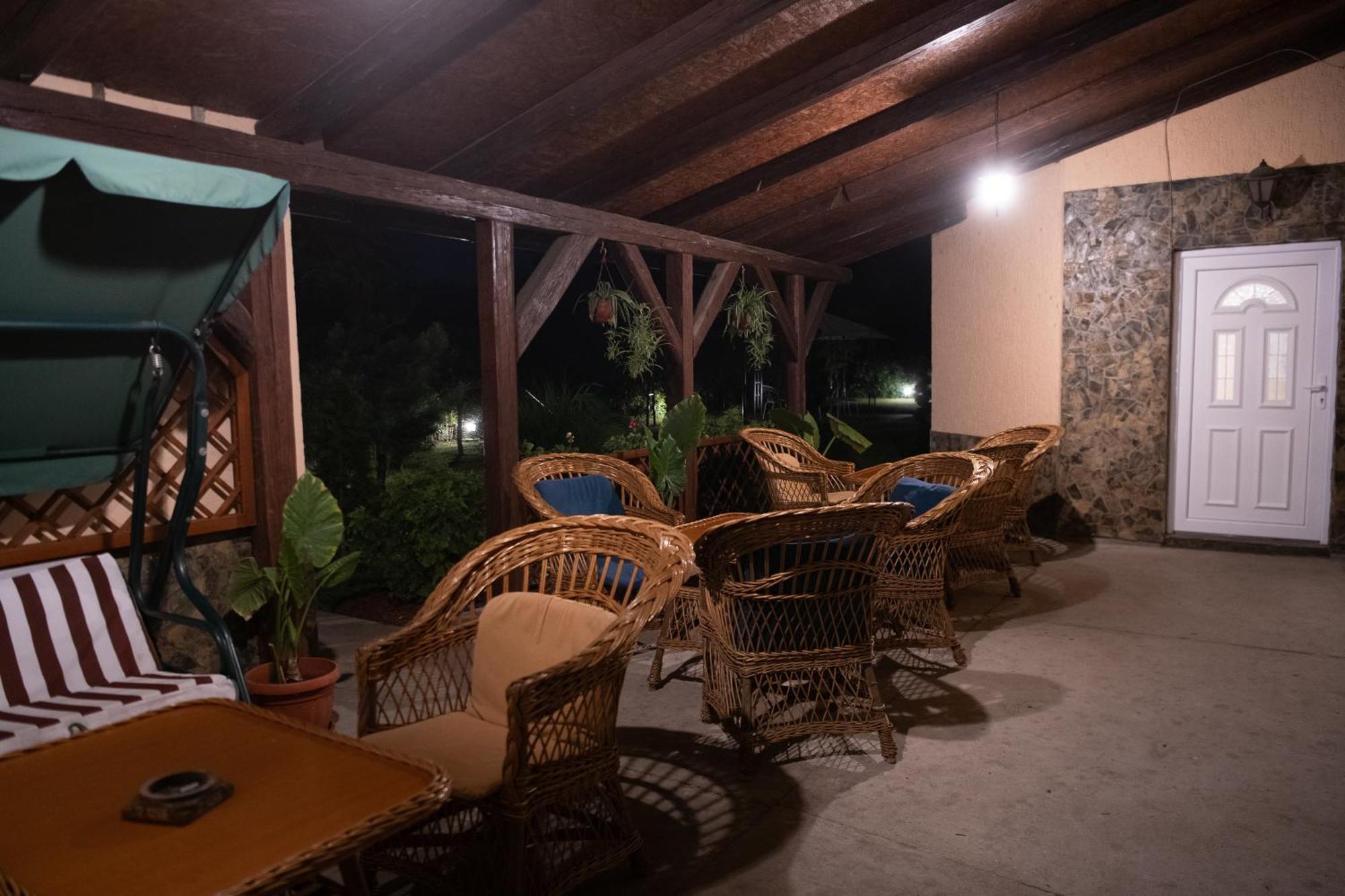 Guesthouse Kristina Palić Buitenkant foto