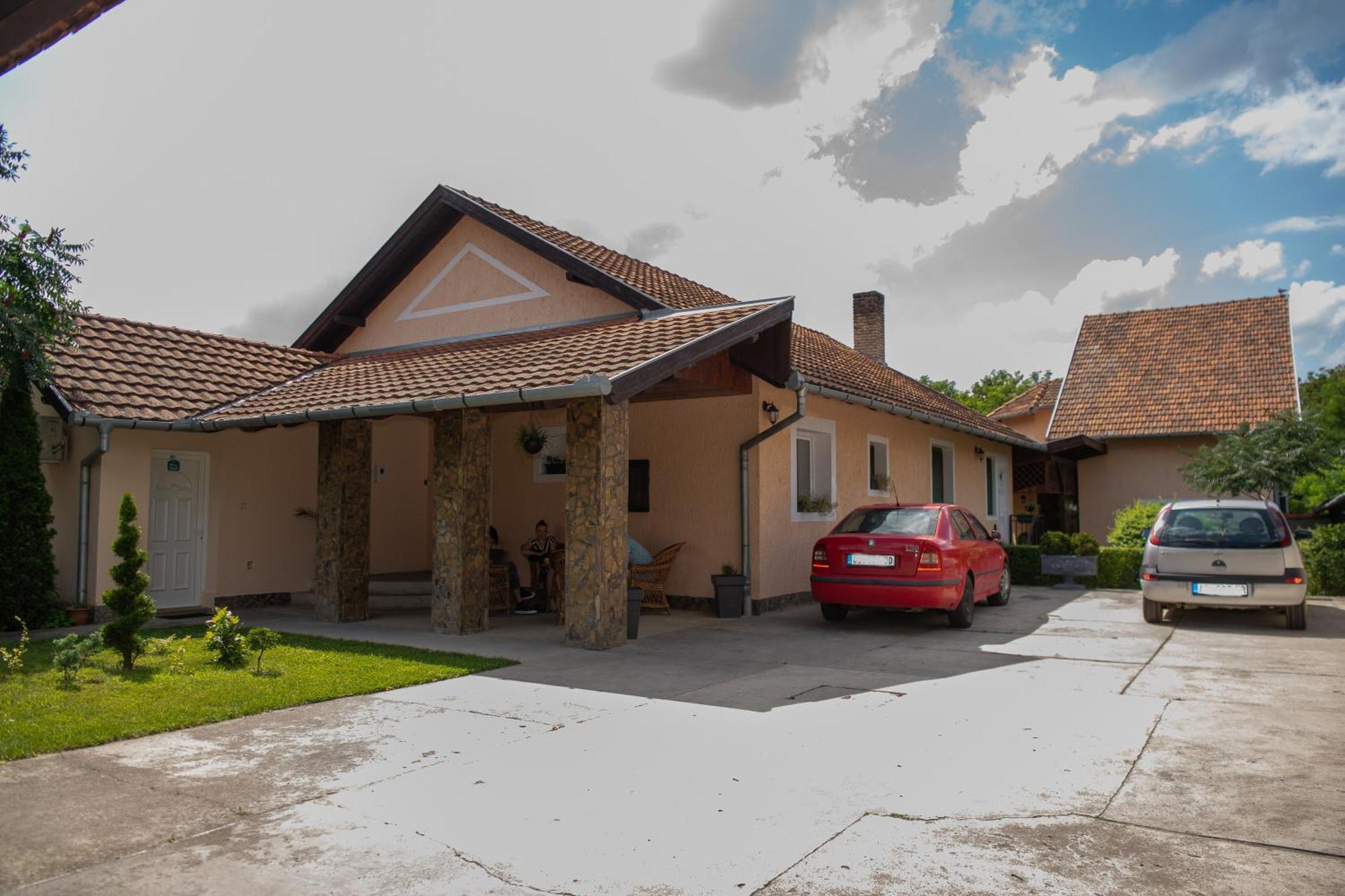 Guesthouse Kristina Palić Buitenkant foto