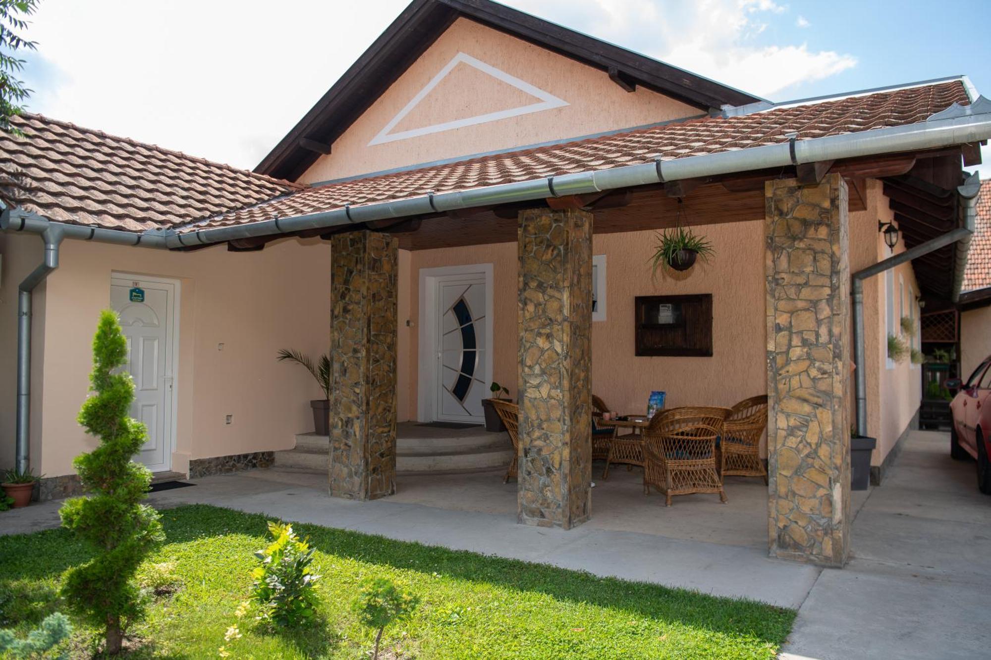 Guesthouse Kristina Palić Buitenkant foto