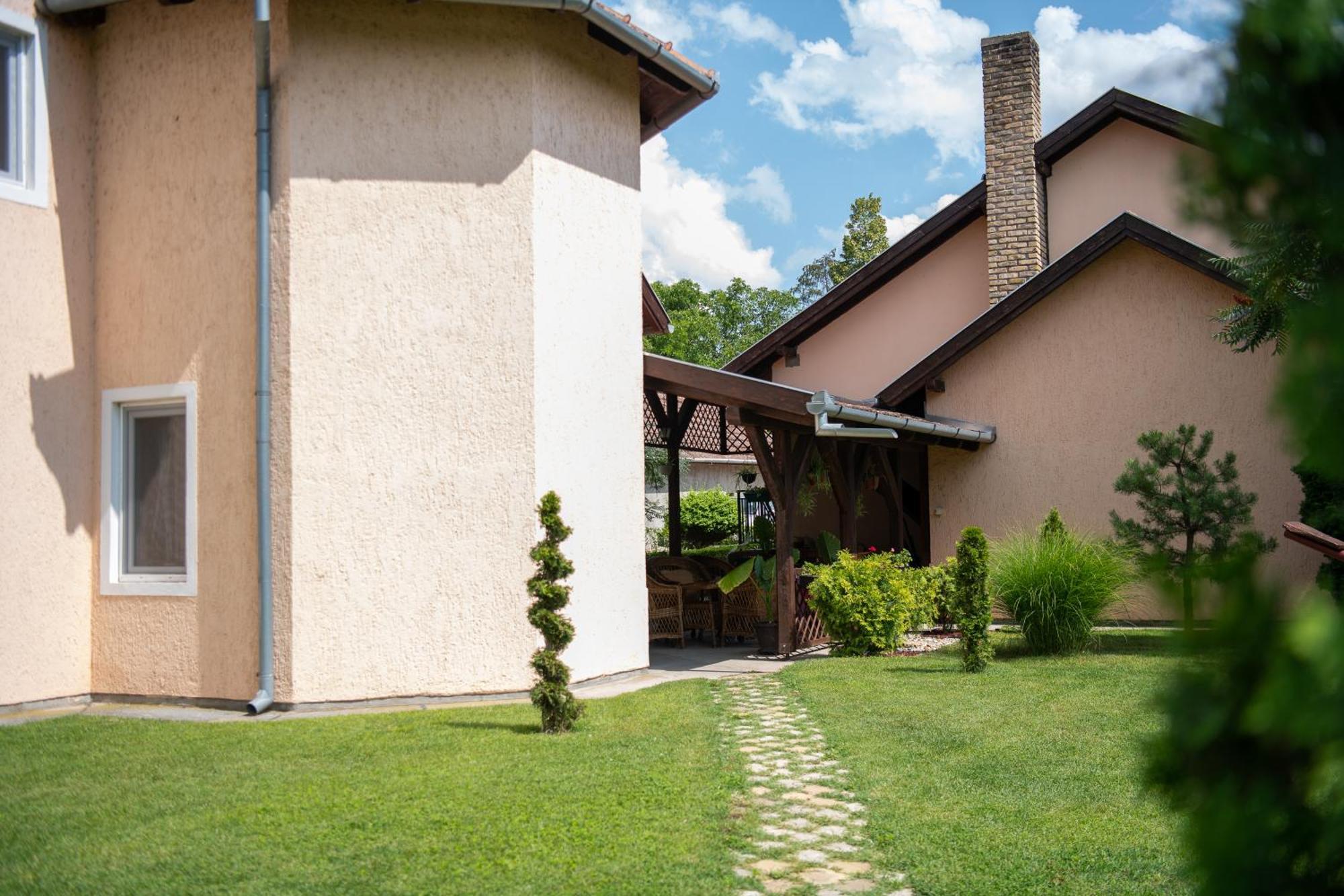 Guesthouse Kristina Palić Buitenkant foto