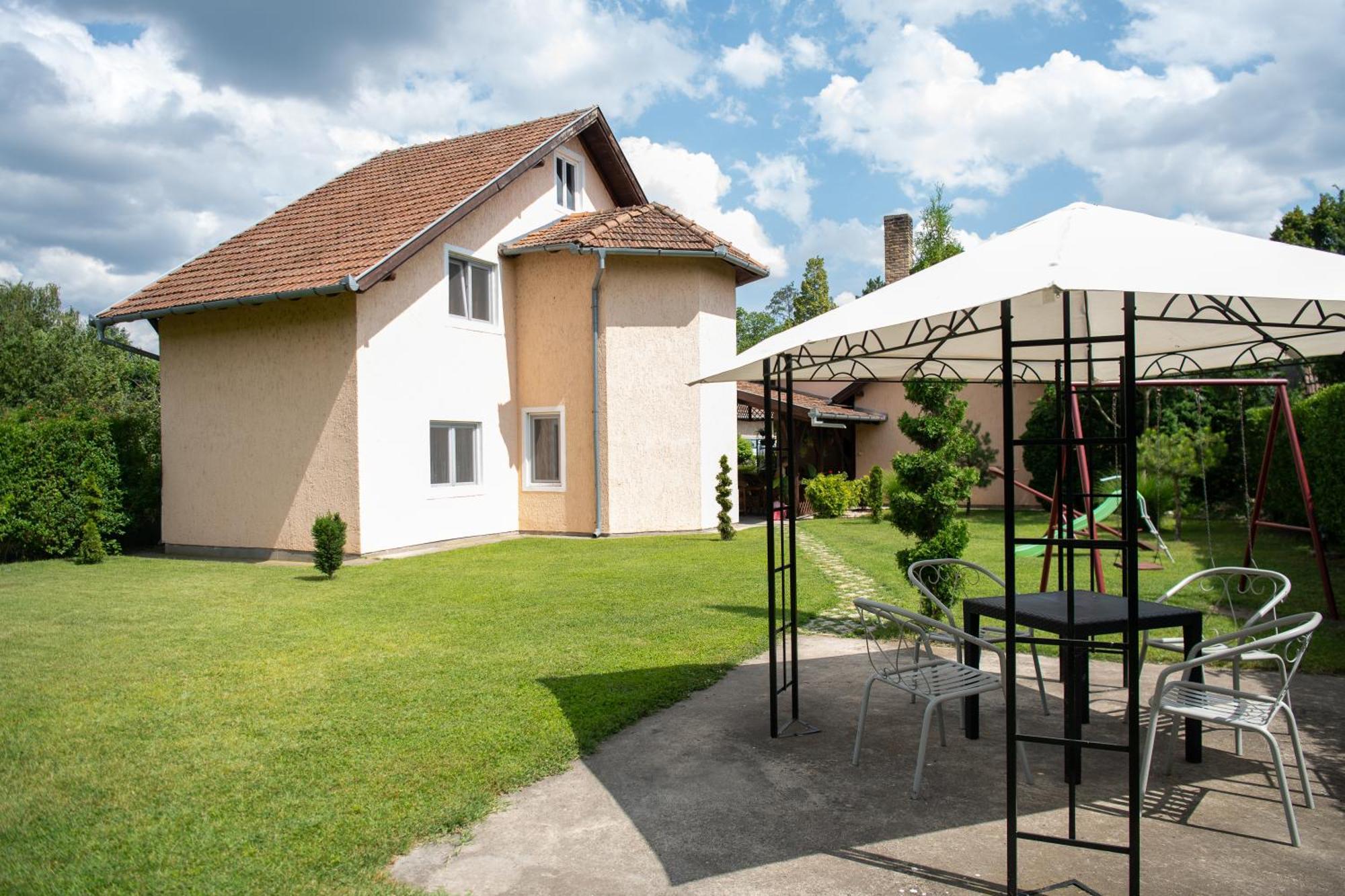 Guesthouse Kristina Palić Buitenkant foto